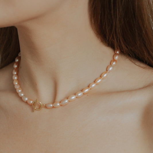 Perlenarmreif Silber: Zeitlose Eleganz in vergoldetem Design. Entdecken Sie hochwertigen Schmuck für einen stilvollen Look!